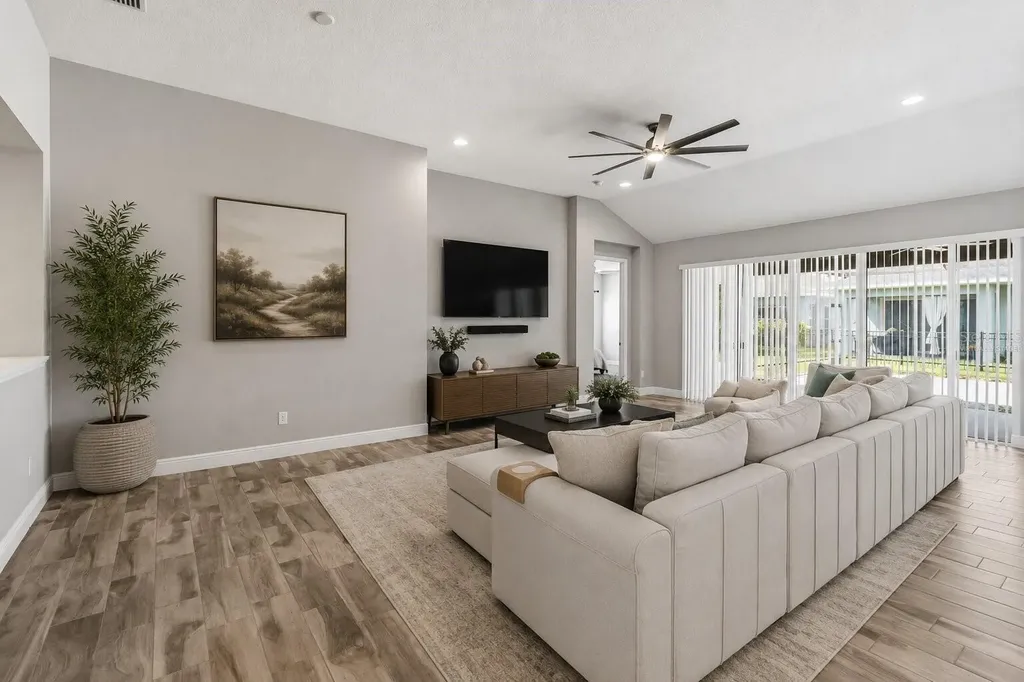 7526 Paradiso Drive Apollo Beach FL 33572