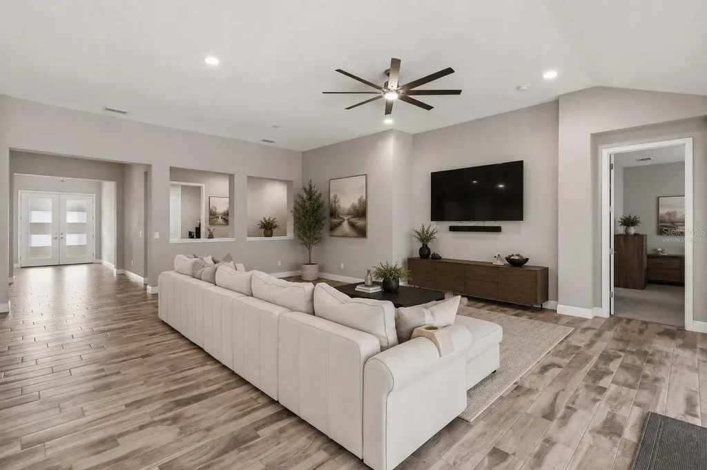 7526 Paradiso Drive Apollo Beach FL 33572