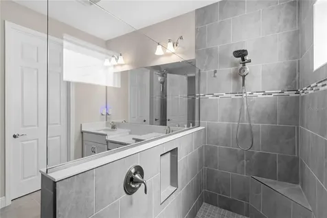 7526 Paradiso Drive Apollo Beach FL 33572