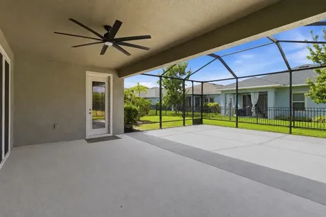 7526 Paradiso Drive Apollo Beach FL 33572