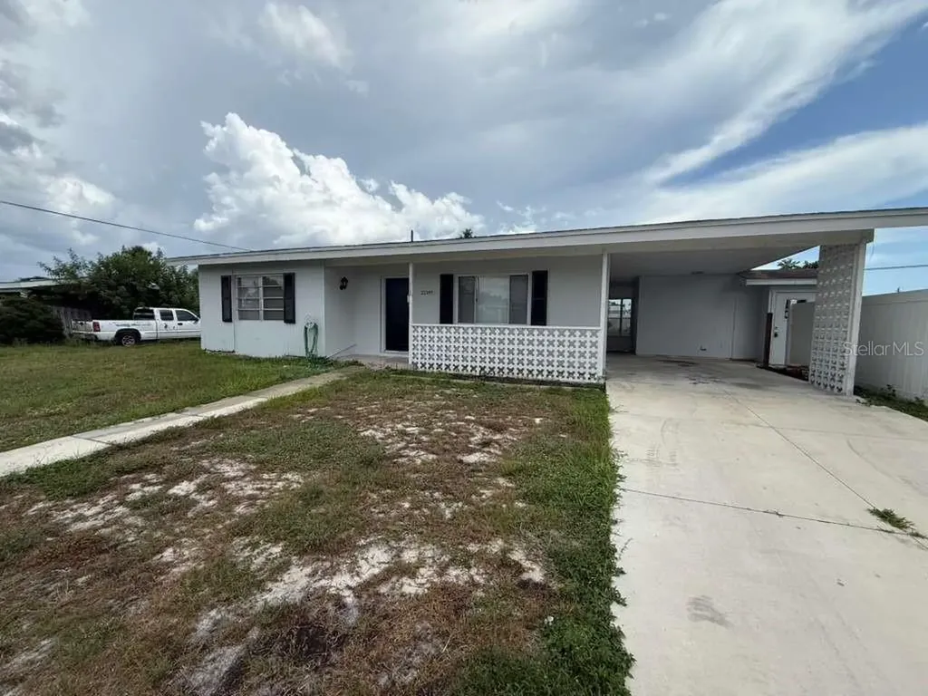 22189 Laramore Avenue Port Charlotte FL 33952