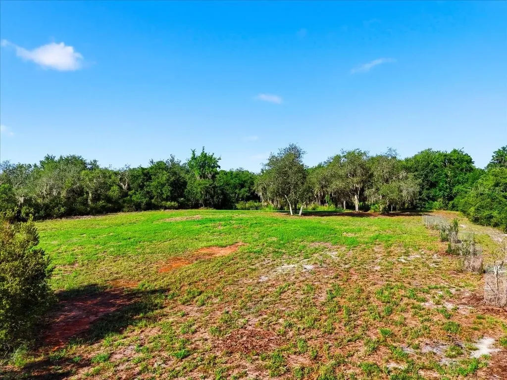 Deer Road Frostproof FL 33843