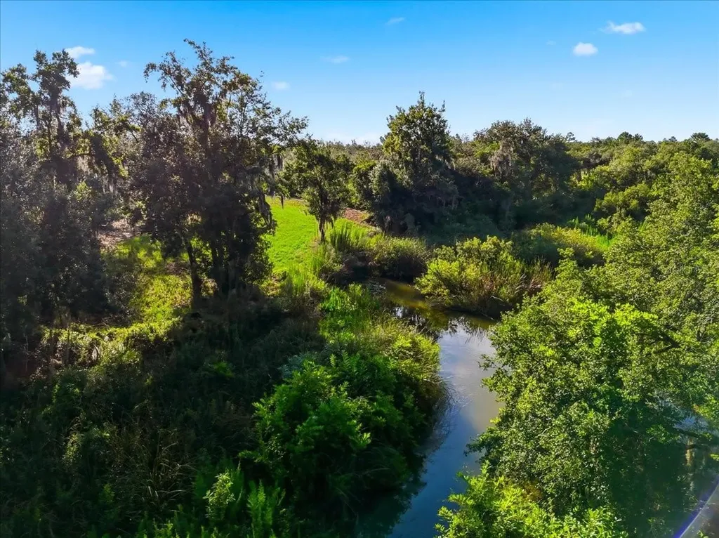 Deer Road Frostproof FL 33843