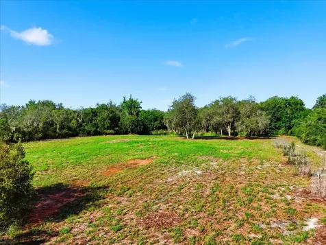 Deer Road Frostproof FL 33843