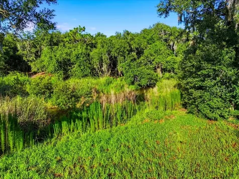 Deer Road Frostproof FL 33843