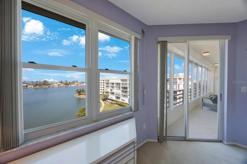 7872 Sailboat Key Boulevard S South Pasadena FL 33707