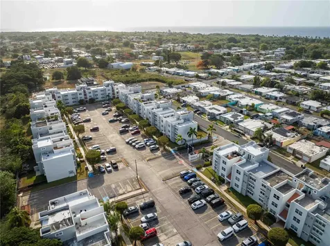 500 Veredas Del Mar Cll Jurel Vega Baja PR 00693