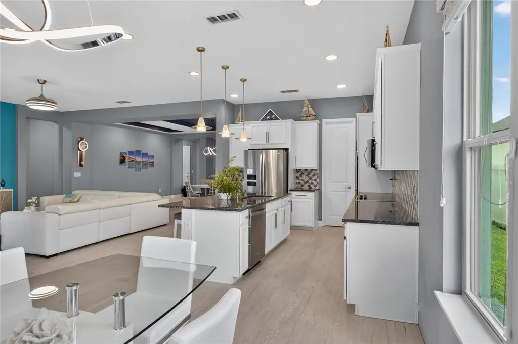 735 116th Court NE Bradenton FL 34212