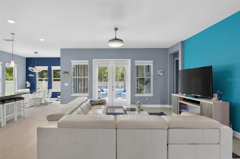 735 116th Court NE Bradenton FL 34212