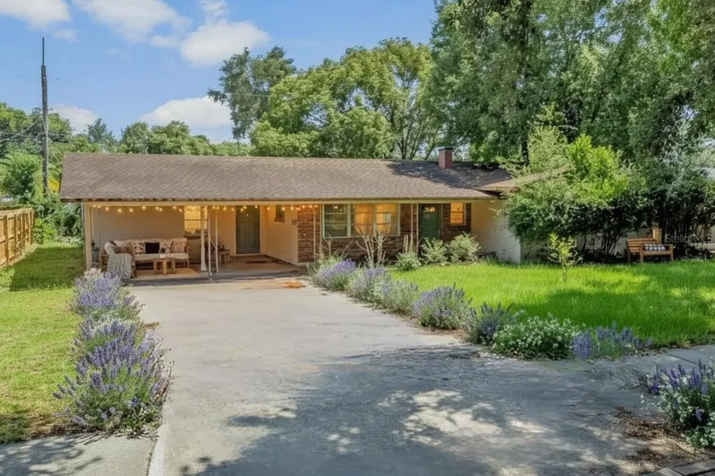 2406 Dellwood Drive Orlando FL 32806