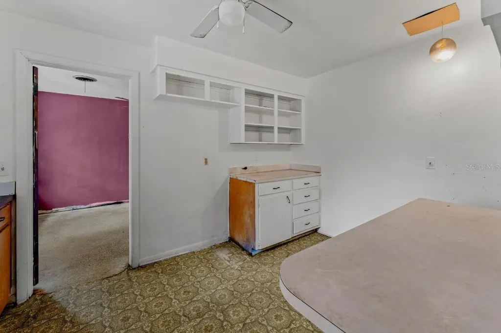 2406 Dellwood Drive Orlando FL 32806