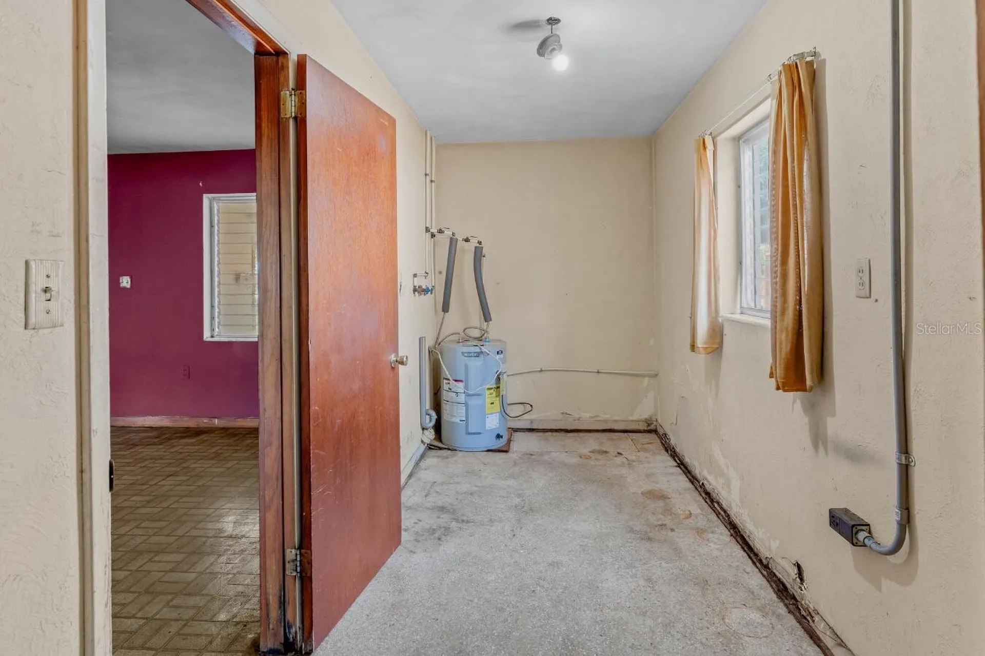 2406 Dellwood Drive Orlando FL 32806