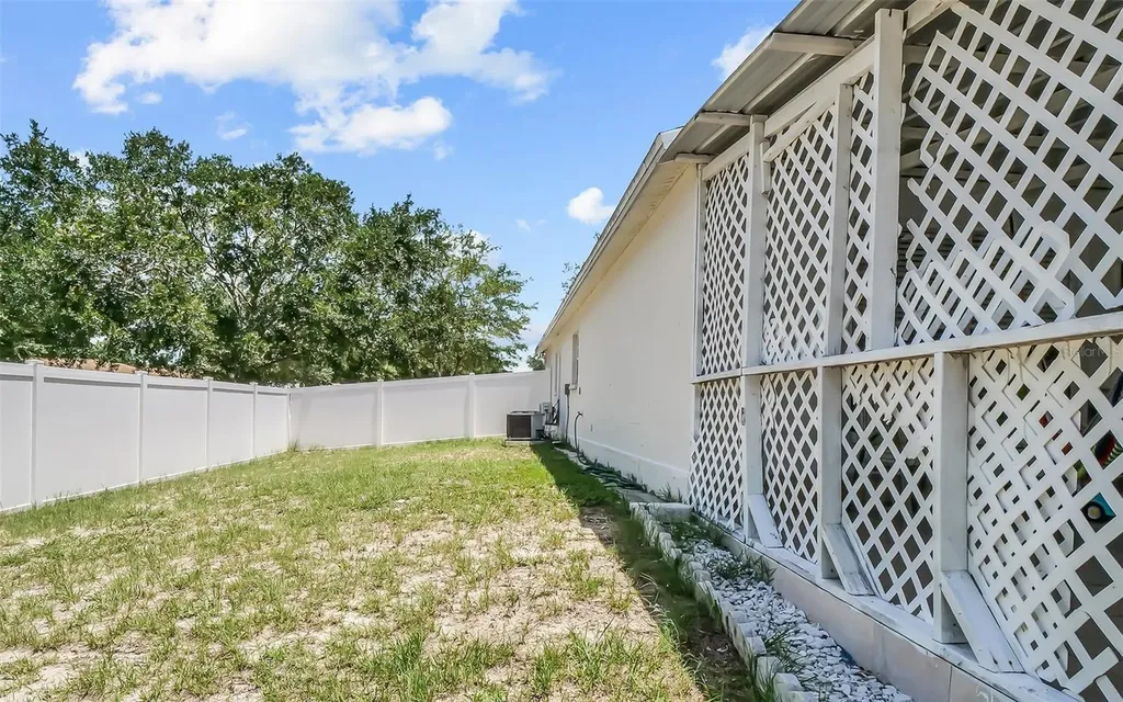 4801 Rock Fish Court Tampa FL 33617