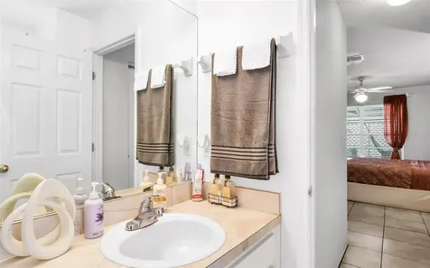 4801 Rock Fish Court Tampa FL 33617