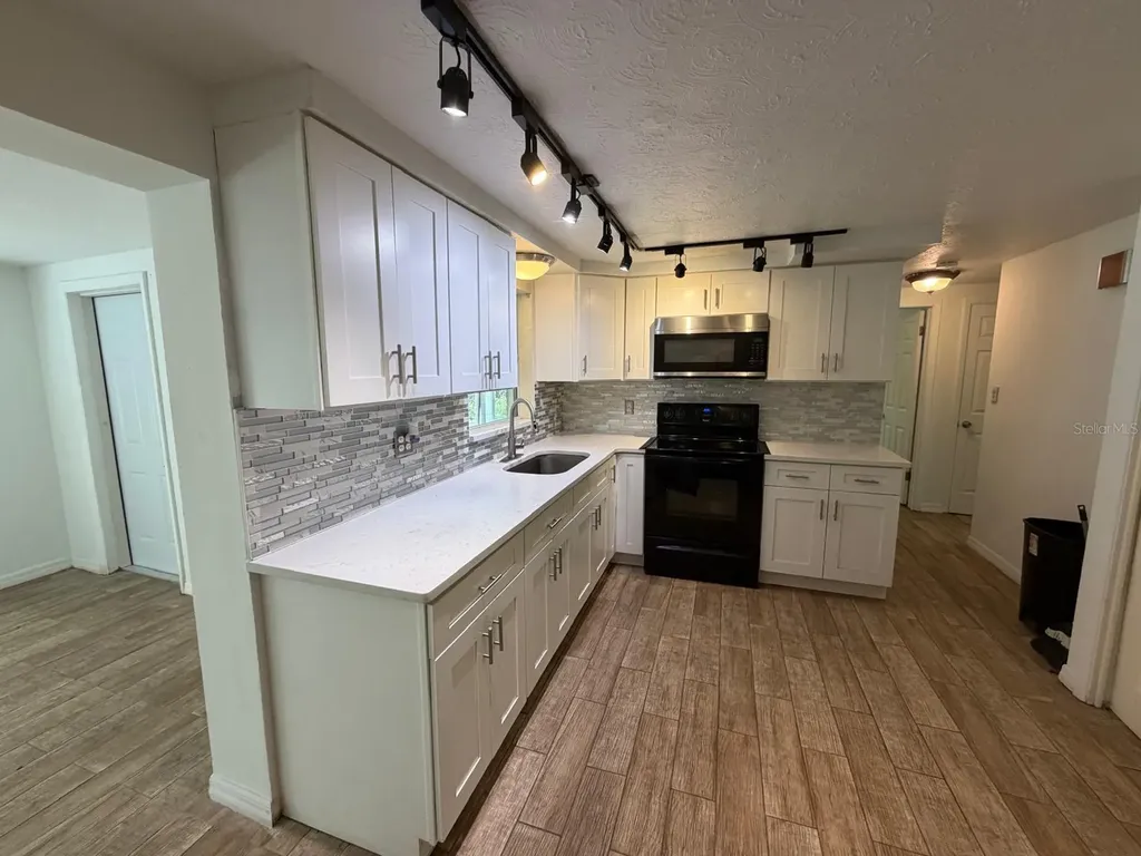 1650 Bold Lane Holiday FL 34691