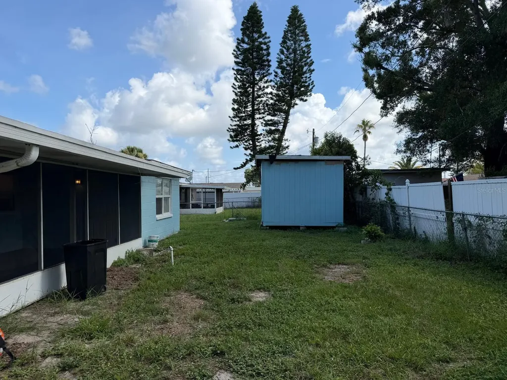 1650 Bold Lane Holiday FL 34691