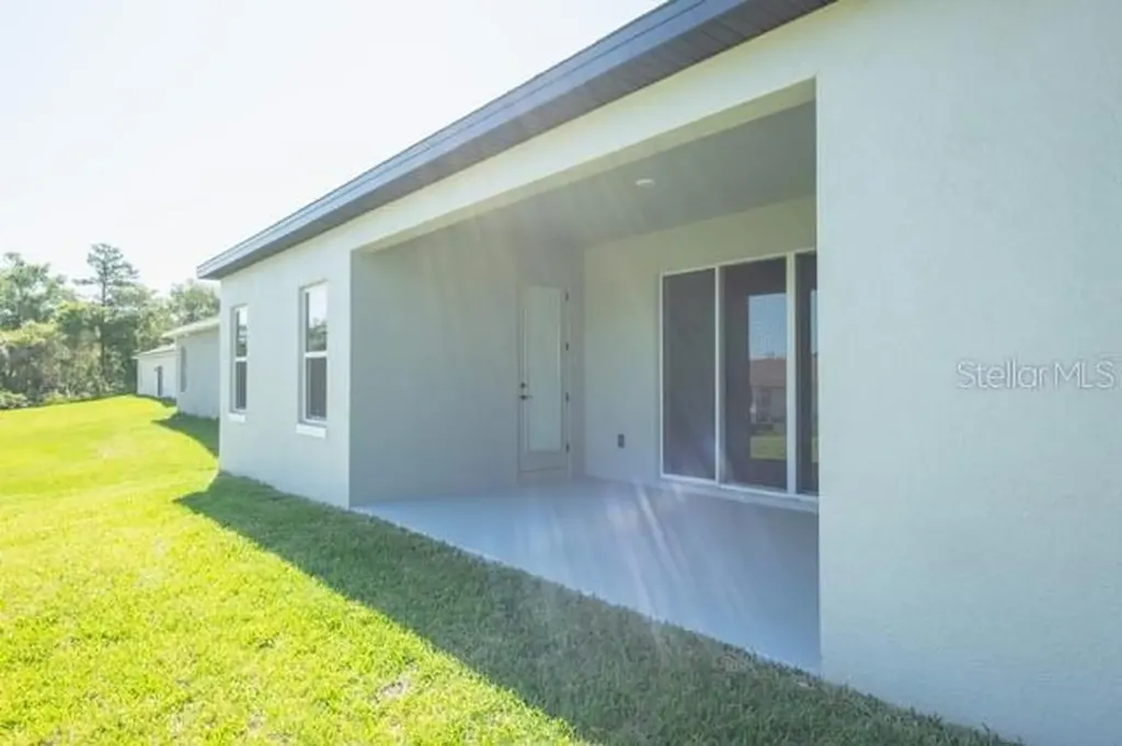 2028 SW 153 Loop Ocala FL 34473