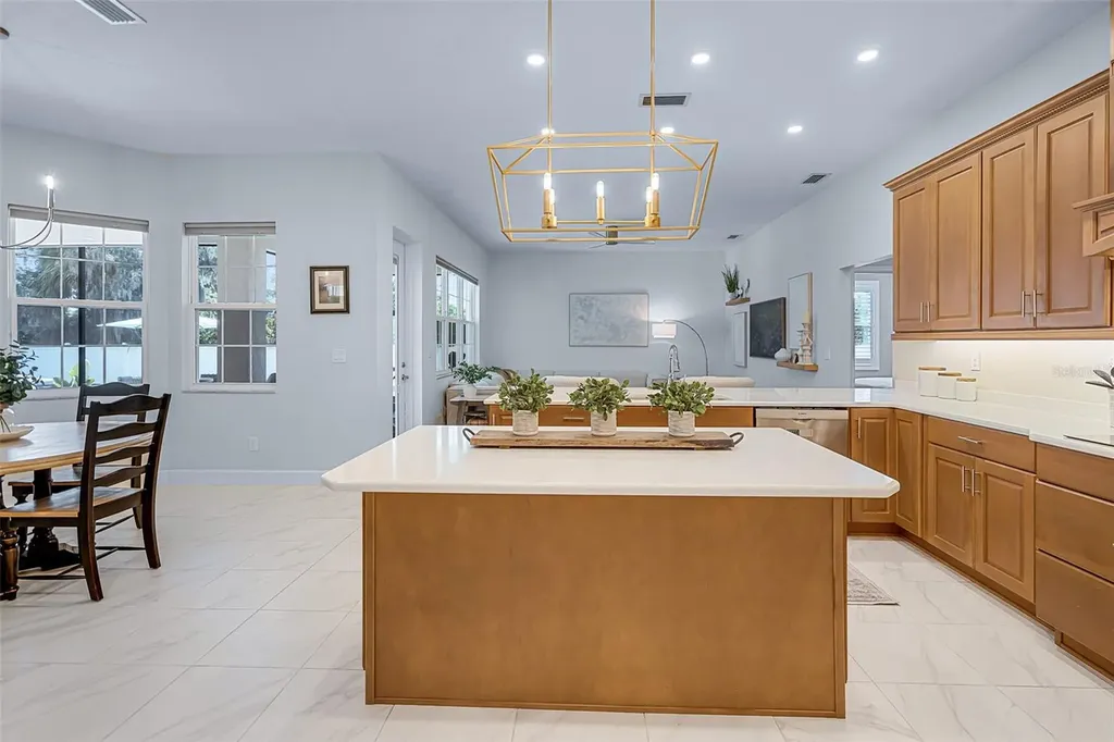 926 John Cressler Drive Seffner FL 33584