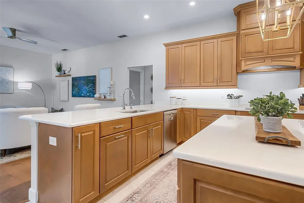 926 John Cressler Drive Seffner FL 33584