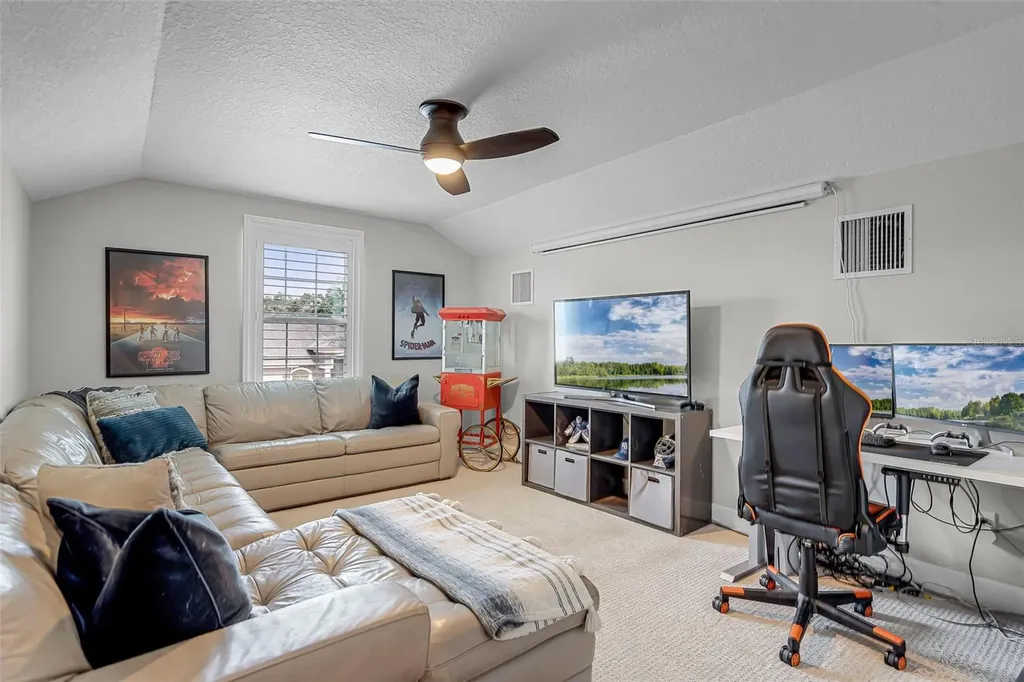 926 John Cressler Drive Seffner FL 33584