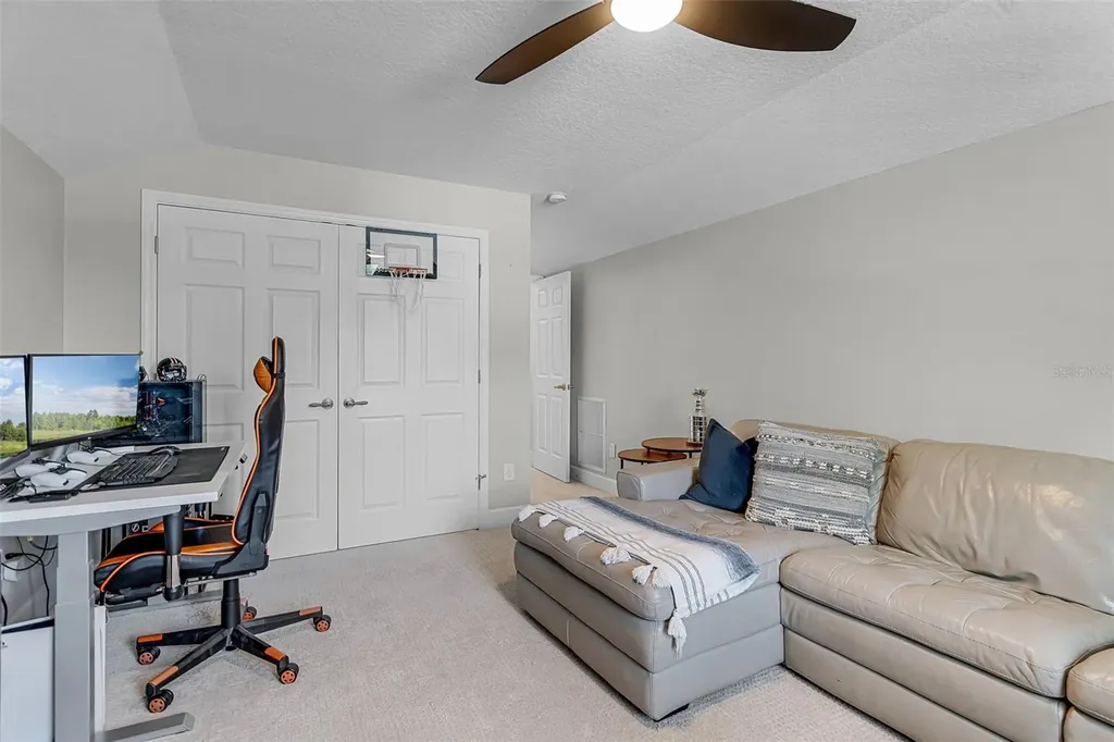 926 John Cressler Drive Seffner FL 33584