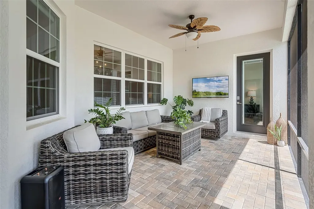 926 John Cressler Drive Seffner FL 33584