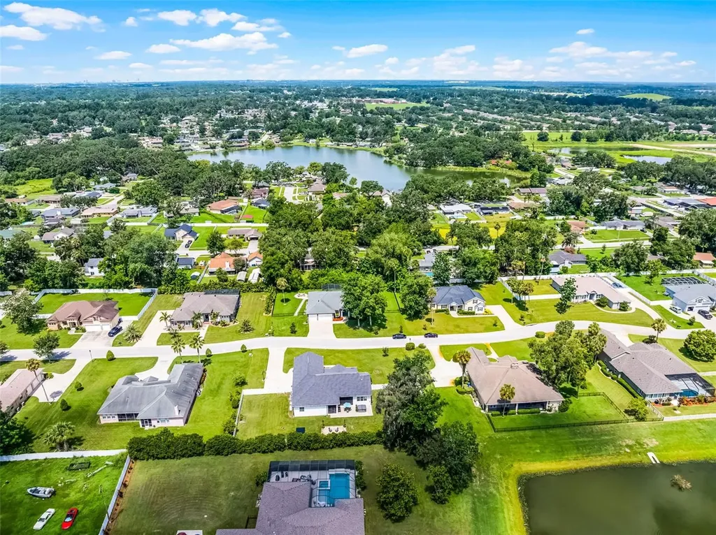 926 John Cressler Drive Seffner FL 33584