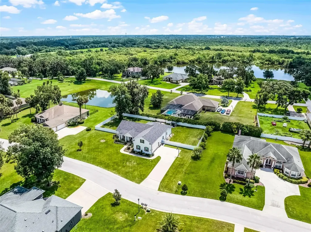 926 John Cressler Drive Seffner FL 33584