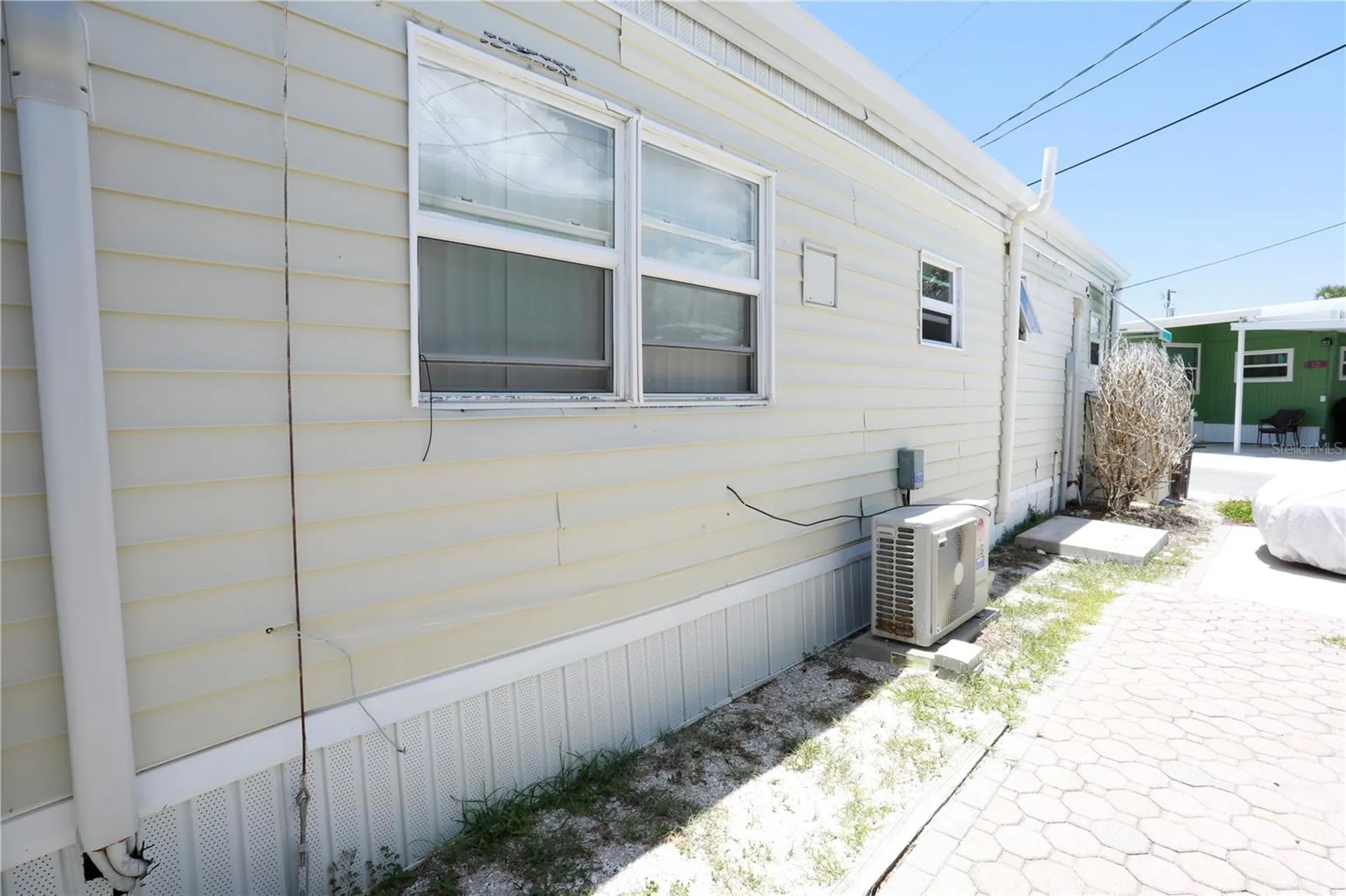 2295 N Beach Road Englewood FL 34223