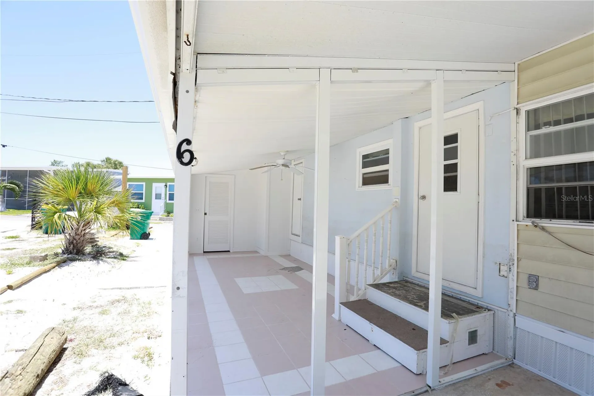 2295 N Beach Road Englewood FL 34223