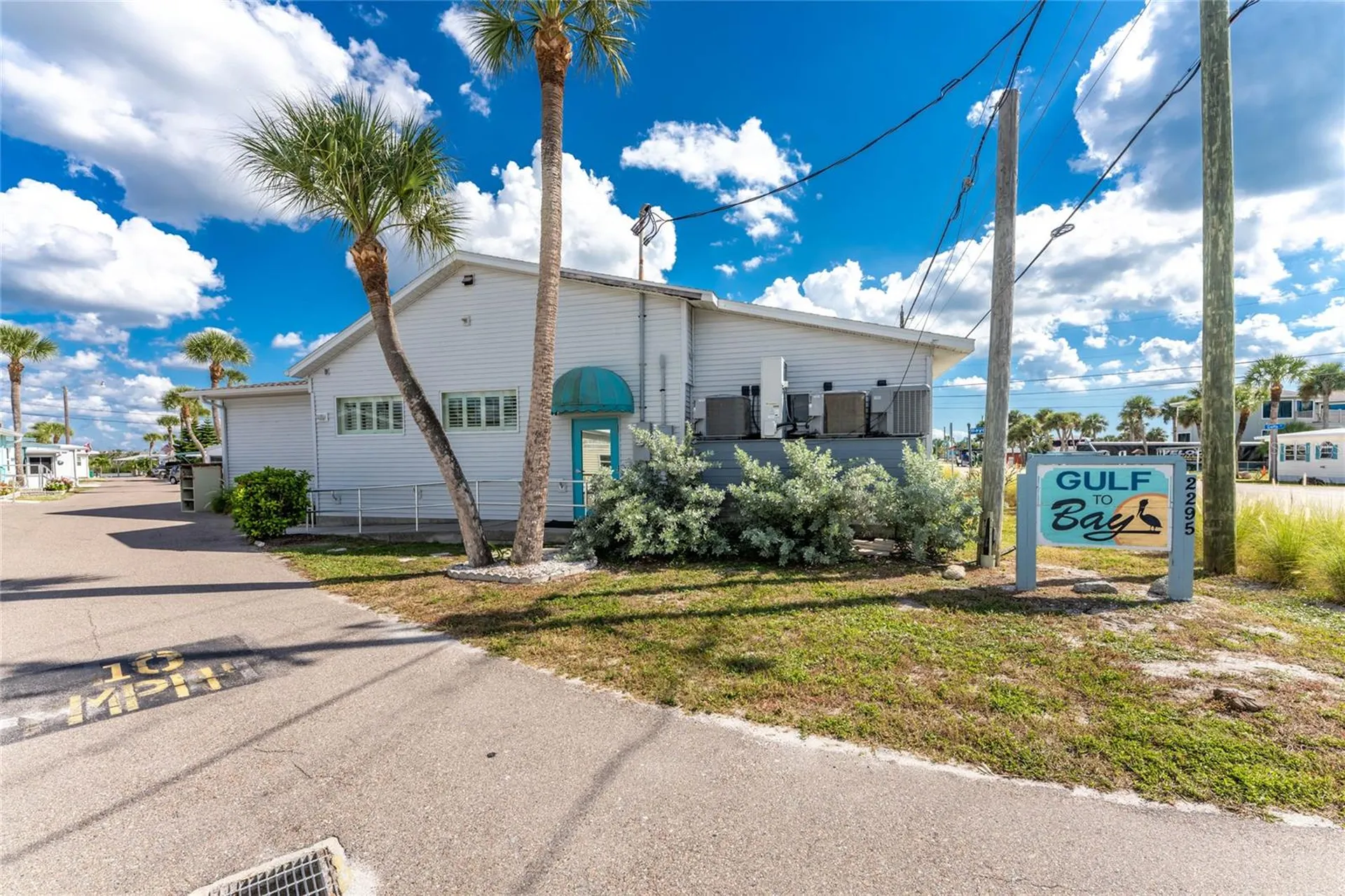 2295 N Beach Road Englewood FL 34223