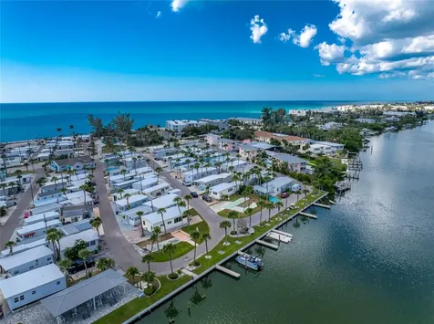 2295 N Beach Road Englewood FL 34223