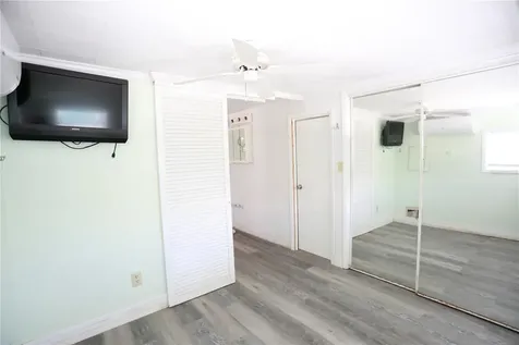 2295 N Beach Road Englewood FL 34223