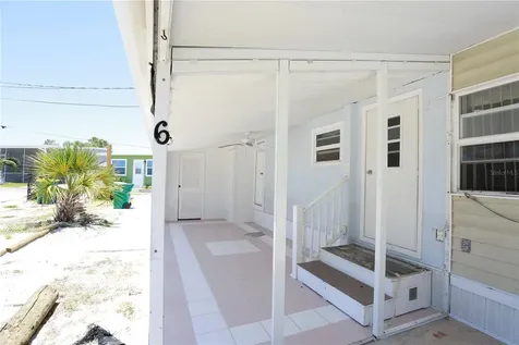 2295 N Beach Road Englewood FL 34223