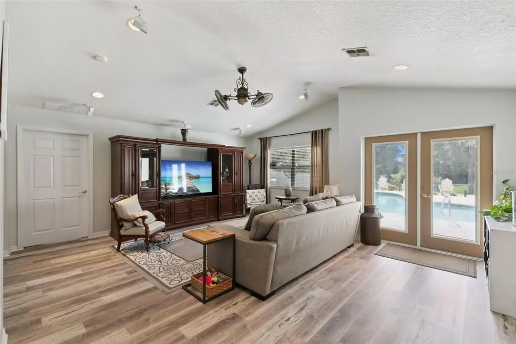 1209 Deer Run Drive Winter Springs FL 32708