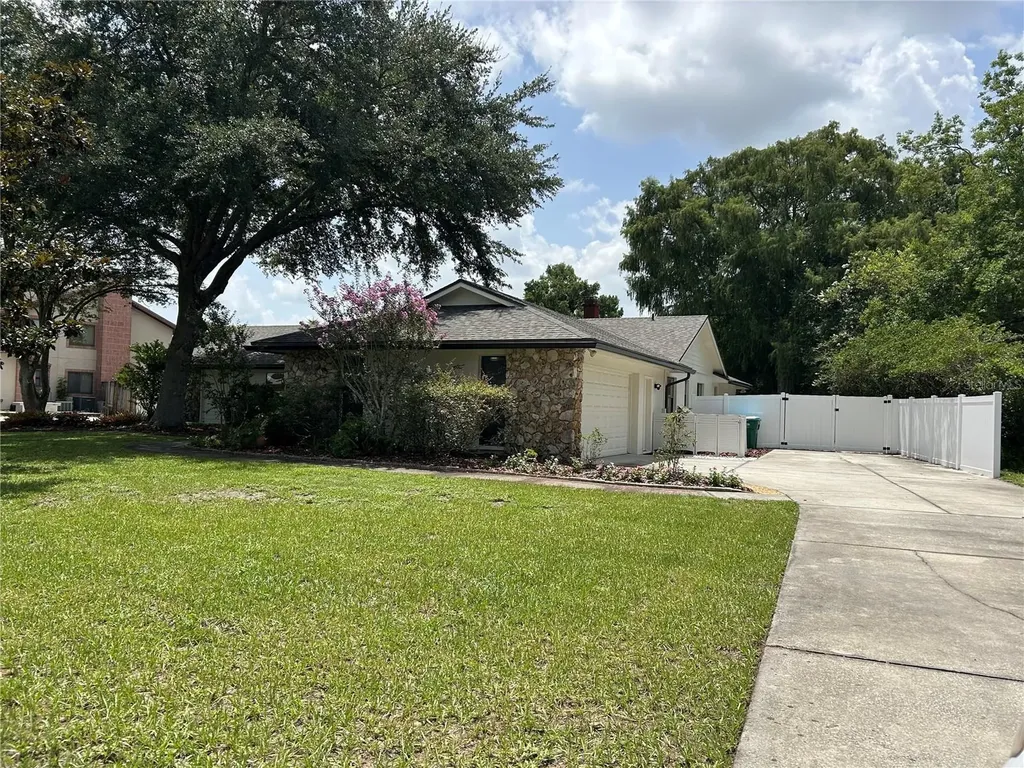 1209 Deer Run Drive Winter Springs FL 32708
