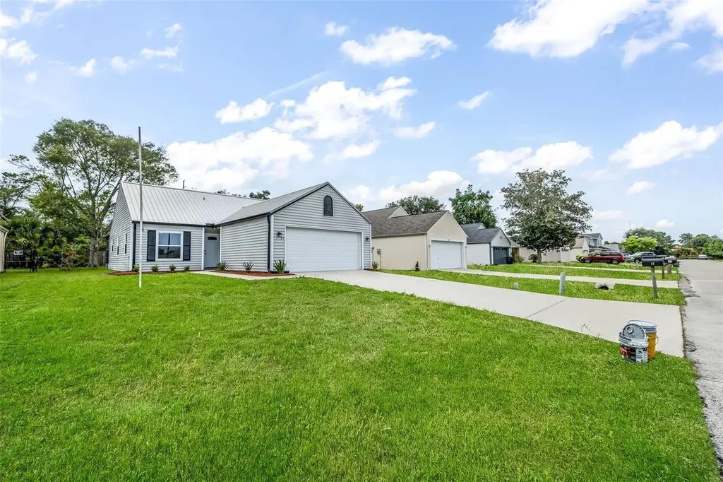 17 Wood Ash Lane Palm Coast FL 32164