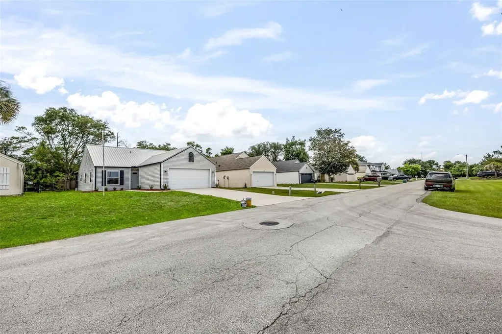 17 Wood Ash Lane Palm Coast FL 32164