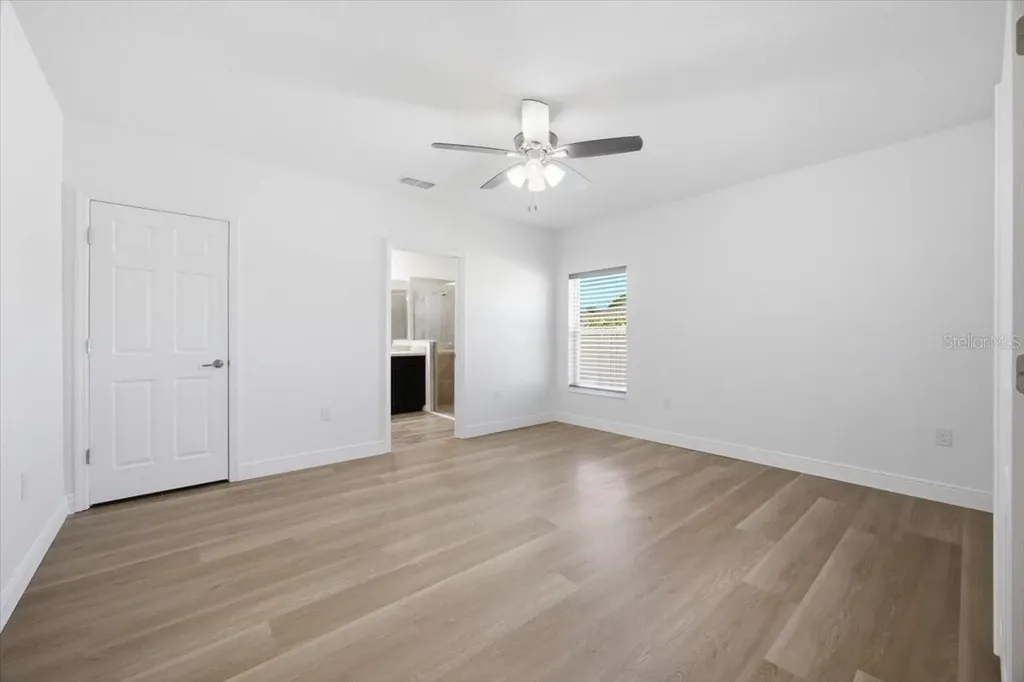 446 Hamlet Loop Davenport FL 33837