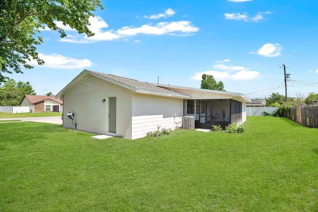 849 Alexander Avenue Deltona FL 32725