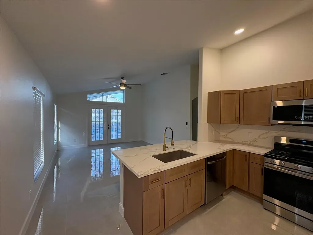 11215 Crystal Glen Boulevard Orlando FL 32837
