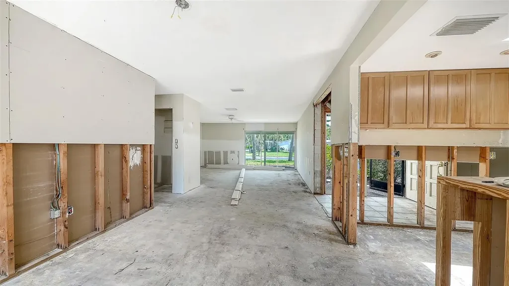 208 Hourglass Way Sarasota FL 34242