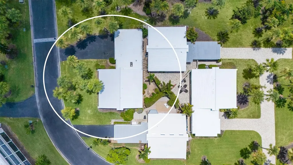 208 Hourglass Way Sarasota FL 34242