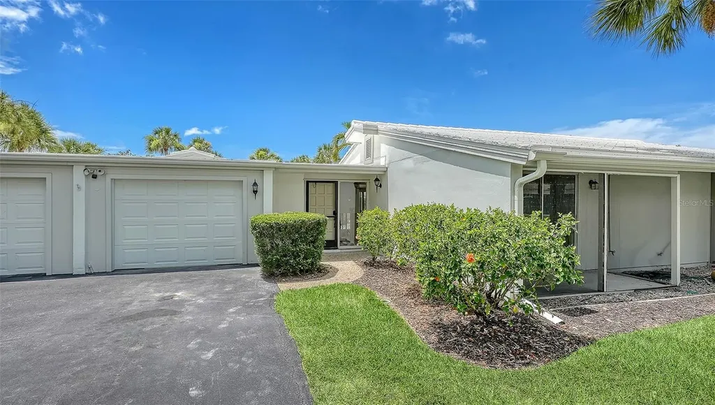 208 Hourglass Way Sarasota FL 34242