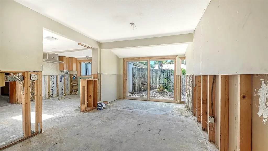 208 Hourglass Way Sarasota FL 34242