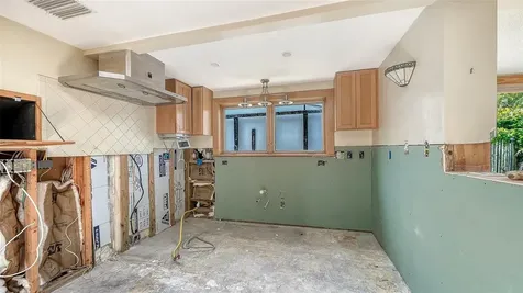 208 Hourglass Way Sarasota FL 34242