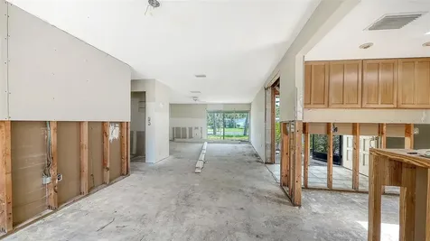 208 Hourglass Way Sarasota FL 34242
