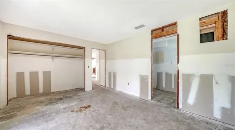 208 Hourglass Way Sarasota FL 34242