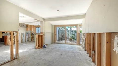 208 Hourglass Way Sarasota FL 34242