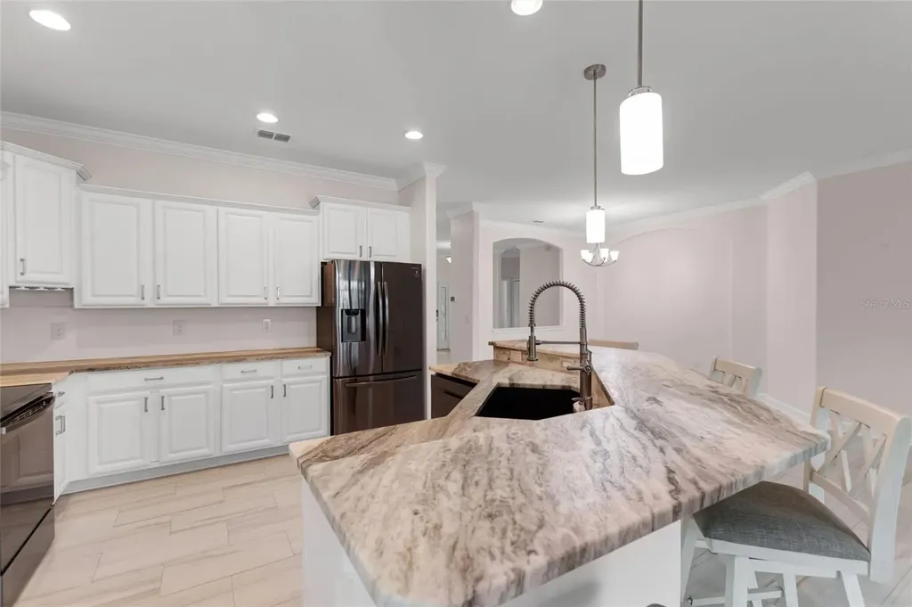 8972 Dove Valley Way Davenport FL 33896